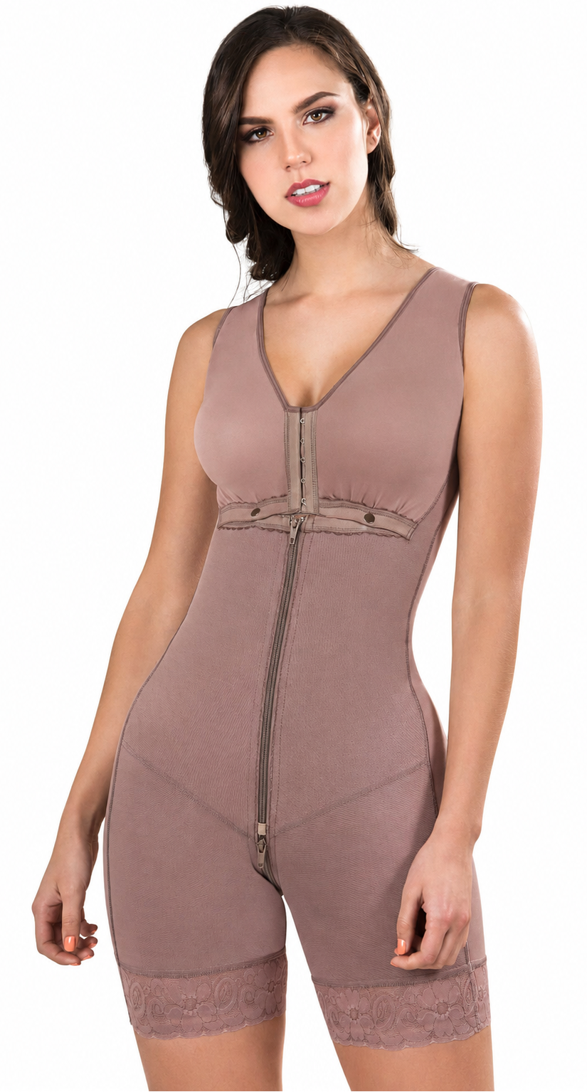 FAJA COLOMBIANA MAXICOLY DE ALTA COMPRESION CON BRASIER INTEGRADO CREMALLERA FRONTAL Y PERINEAL POST QUIRURGICA