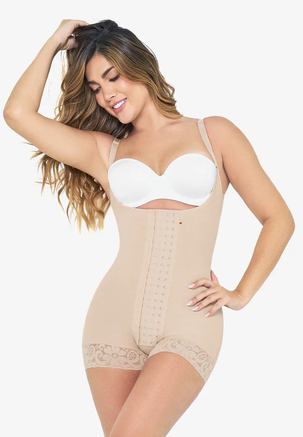 MARIA GIRDLE AND DAILY USE POST SURGICAL POST BIRTH REDUCES UP TO 4 SIZES