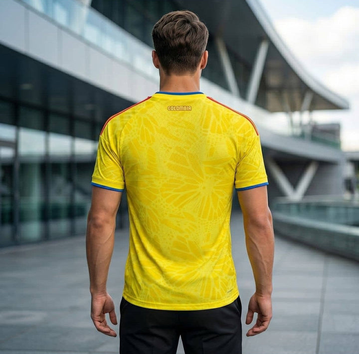 CAMISETA TRICOLOR DE LA SELECCION COLOMBIA PARA HOMBRE MUNDIAL 2026