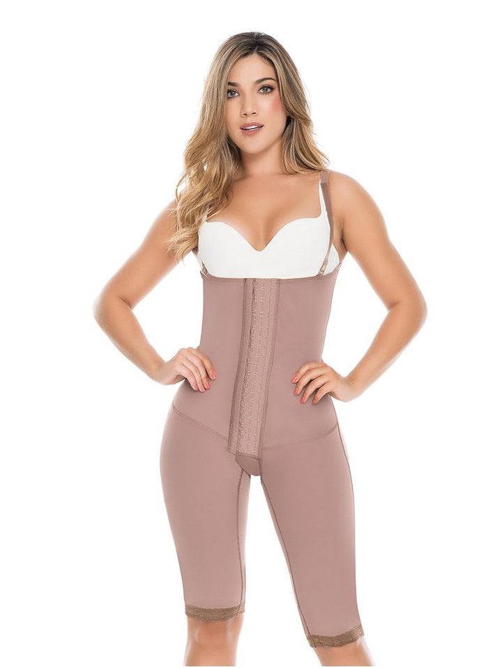 Colombian high back girdle with adjustable straps and buttock enhancement