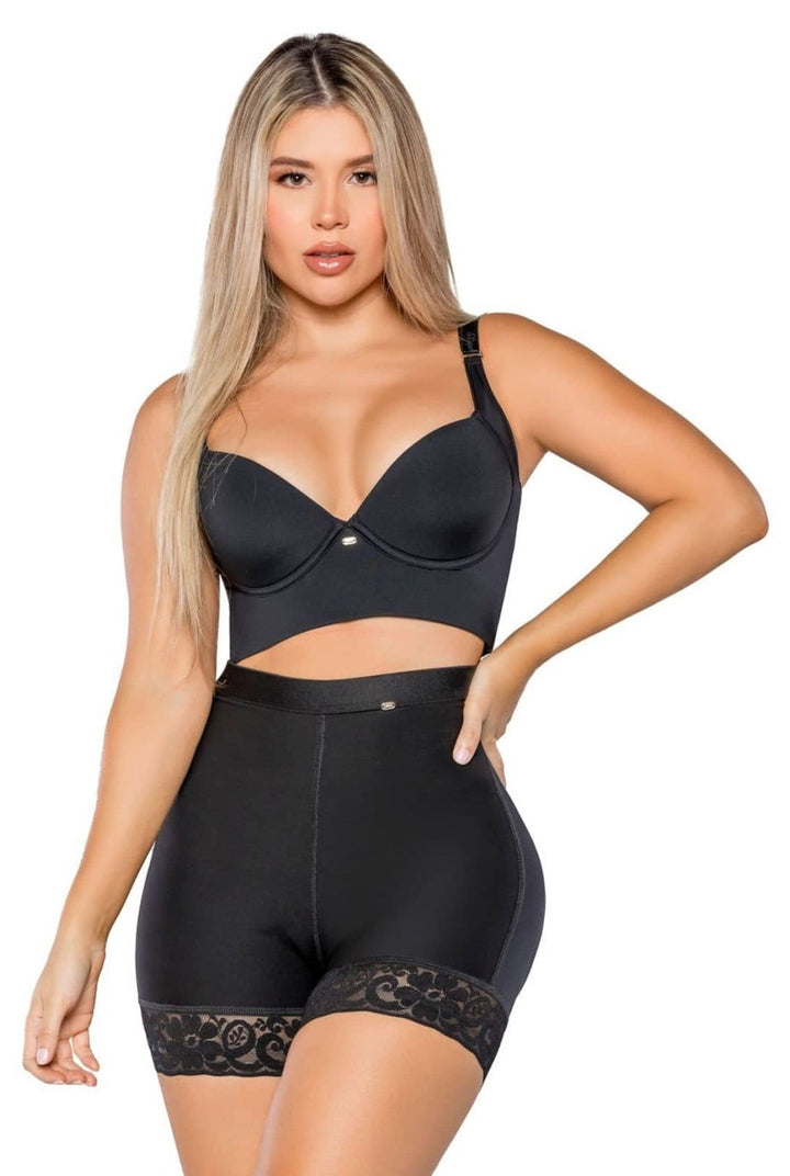 FAJA SHORT CON CONTROL DE ABDOMEN COSTURAS INVISIBLES LEVANTA GLUTEOS