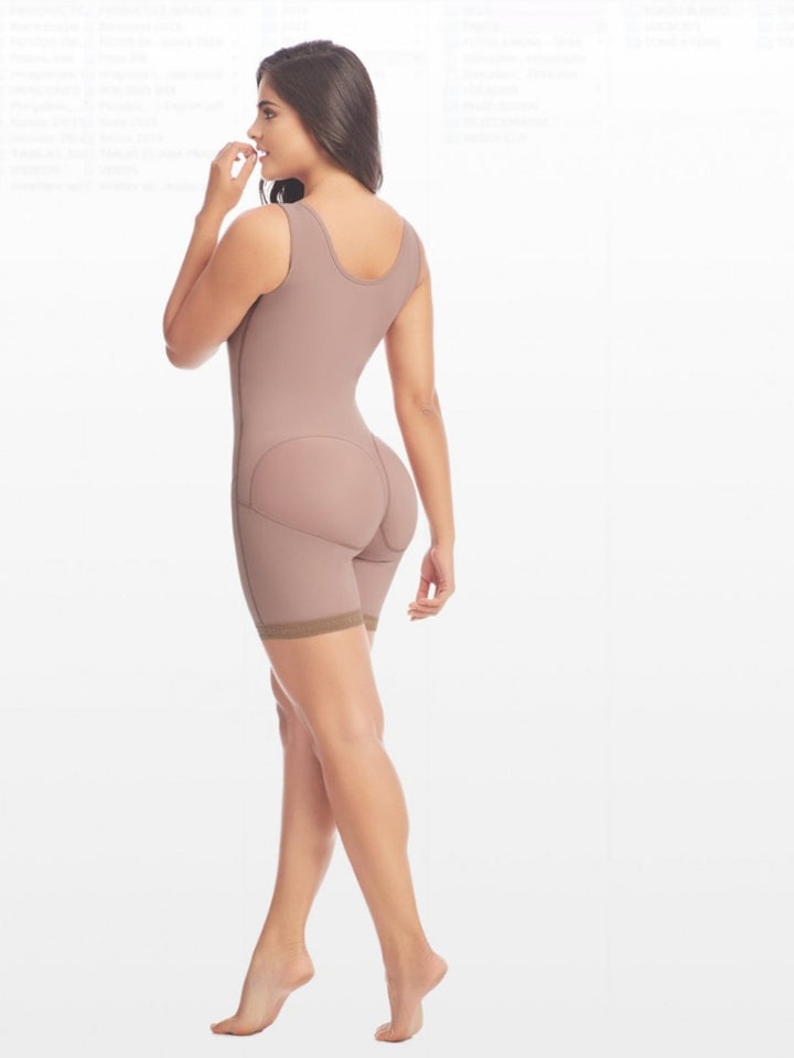 Girdle with bra up to mid-leg, three levels of closure, butt lifter